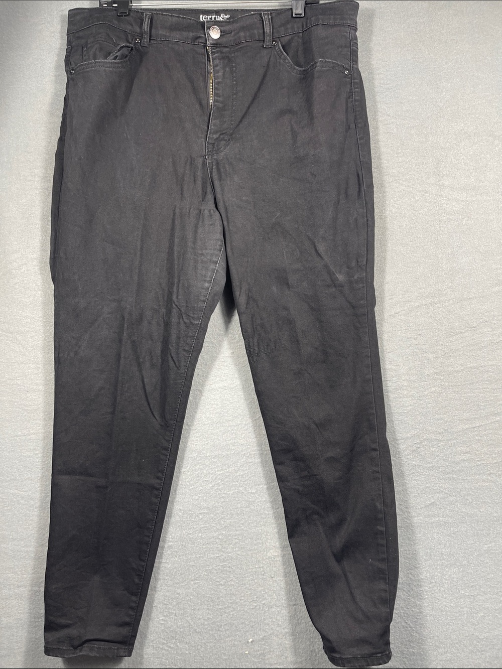 Terras Black Men’s Slim Casual Pants